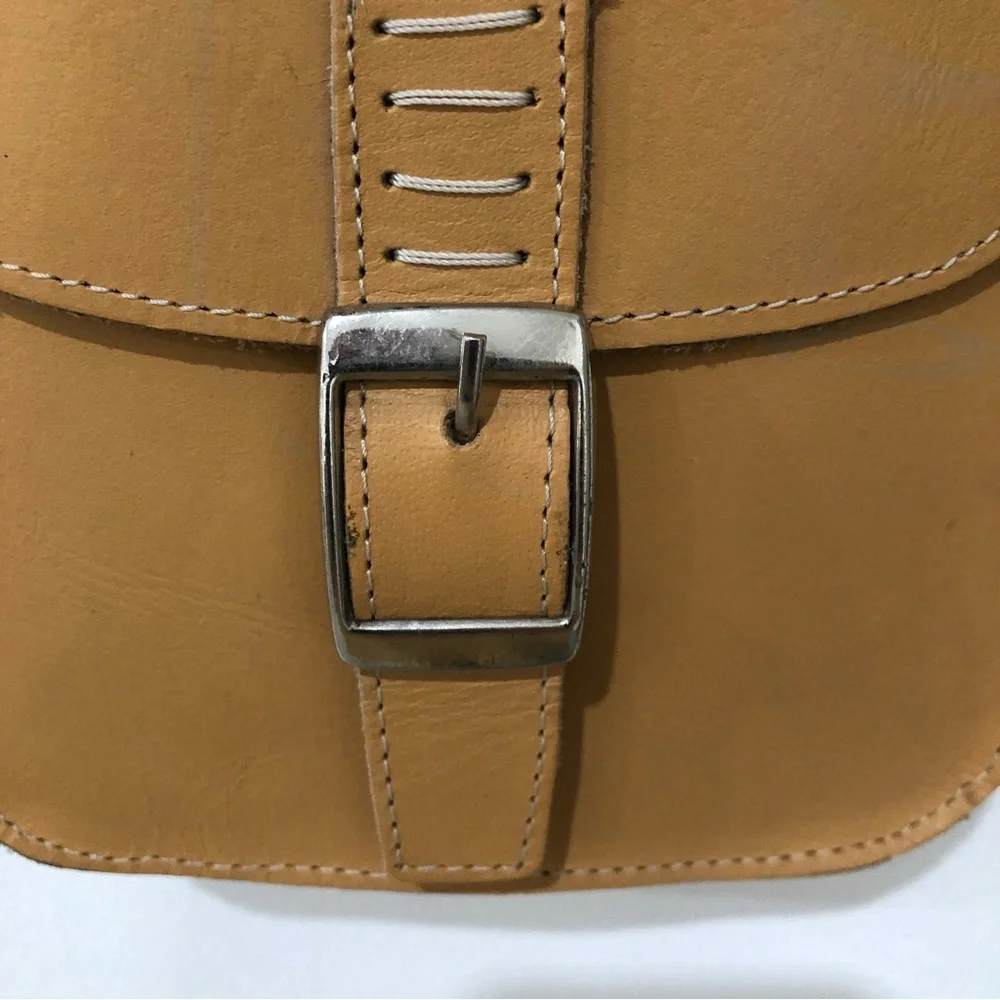 GENUINE LEATHER BY BARGANZA CROSSBODY - Picture 3 of 11